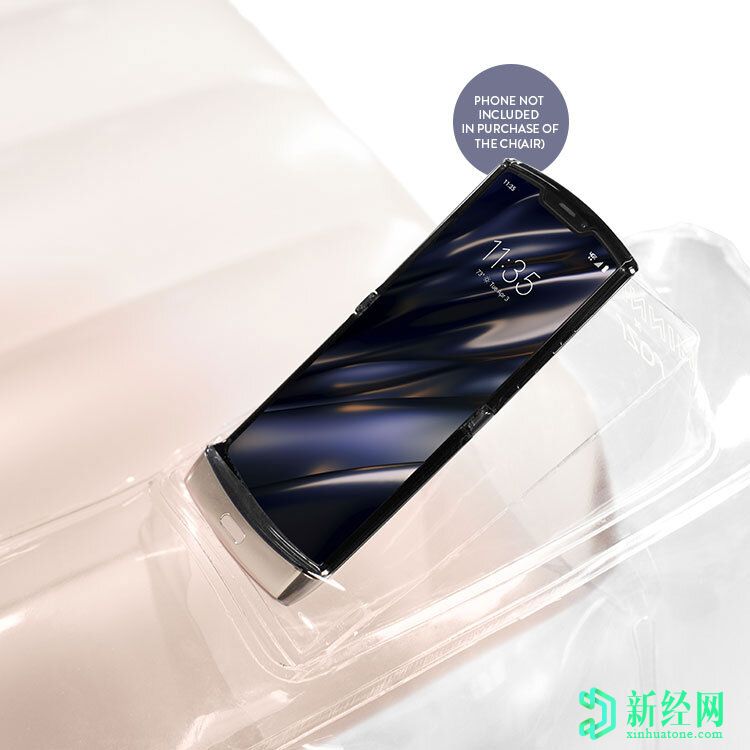摩托羅拉的Minnidip x Razr Ch（air）是一款70美元的充氣椅，比Razr 5G便宜200美元