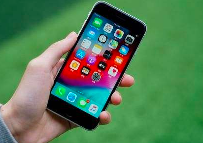 iOS 14的最大創(chuàng  )新之一是畫(huà)中畫(huà)模式