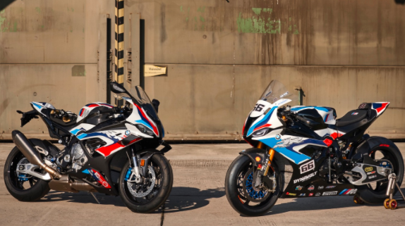 寶馬M 1000 RR是M部門(mén)的第一款摩托車(chē)