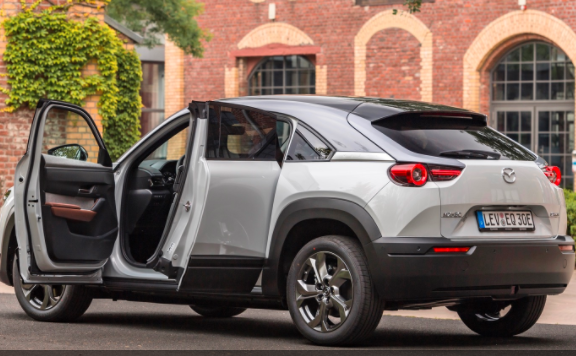 馬自達MX-30緊湊型跨界SUV將于2022年提供擴展范圍的電動(dòng)動(dòng)力總成