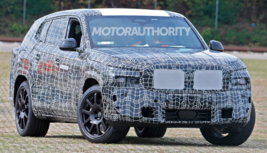 寶馬（BMW）正在開(kāi)發(fā)一種新的旗艦SUV，可能標為X8