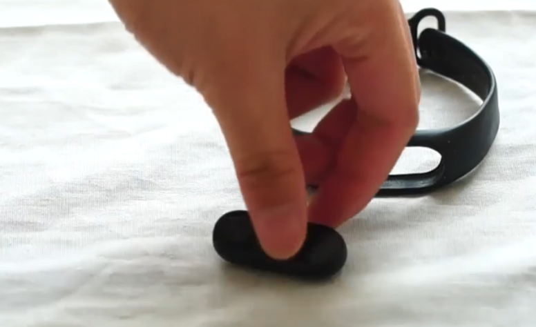 智能手環(huán)如何充電,方法竟然這么簡(jiǎn)單