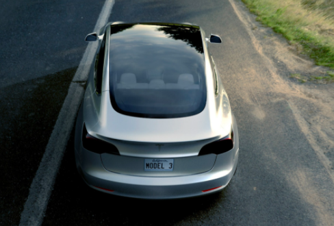 帶有LFP電池的中國特斯拉Model 3現在從上海出發(fā)前往歐洲