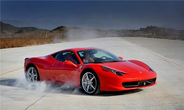 法拉利首席執行官認為品牌沒(méi)有完整的電動(dòng)汽車(chē)陣容