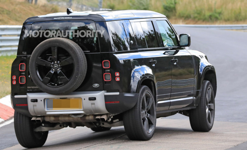 由V-8驅動(dòng)的路虎后衛很可能會(huì )提供2種版本