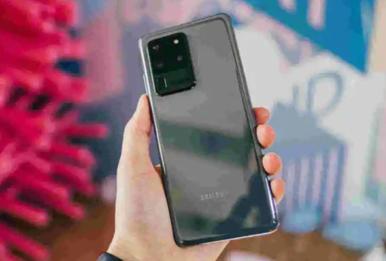 三星用戶(hù)發(fā)現OneUI 3.0一個(gè)小錯誤