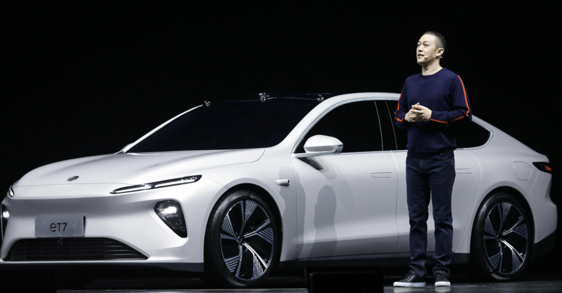 蔚來(lái)Nio的ET7是一款輕巧的電動(dòng)轎車(chē)，具有644馬力的功率