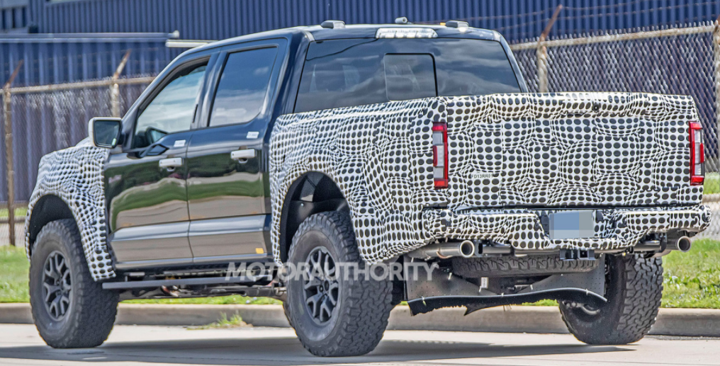 據報道，2021年福特F-150 Raptor將于2月3日上市，配備新的V-8