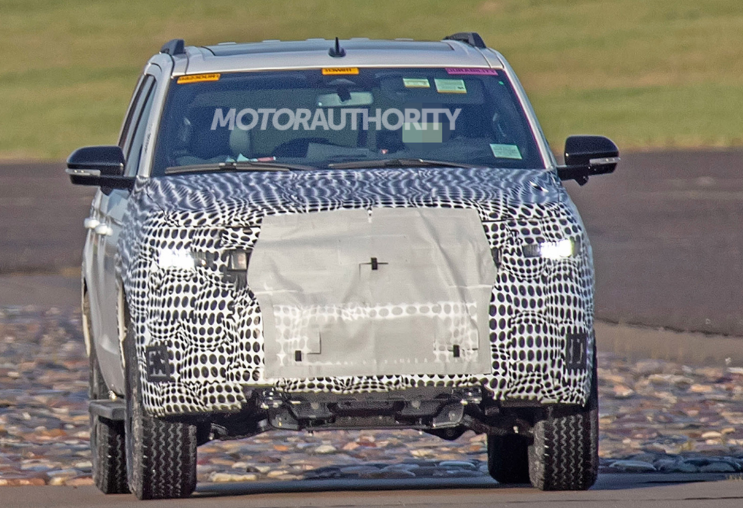2022年福特Expedition諜照：新內飾與更新SUV掛鉤
