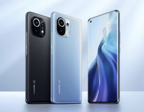 小米Mi 11的包裝中確實(shí)包含充電器