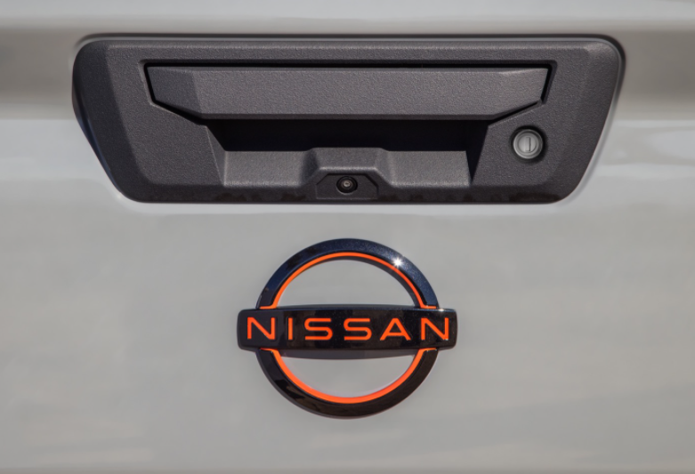 據報道，蘋(píng)果曾與日產(chǎn)汽車(chē)就生產(chǎn)自動(dòng)駕駛電動(dòng)汽車(chē)進(jìn)行過(guò)交談