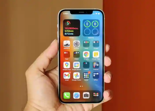 LG可能會(huì )生產(chǎn)可折疊的iPhone屏幕