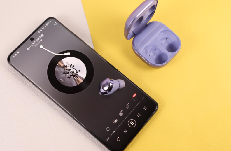 三星Galaxy Buds Pro和Buds Live有什么區別？