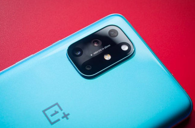 OnePlus 9將具有LPTP面板，其刷新率為5到120 Hz