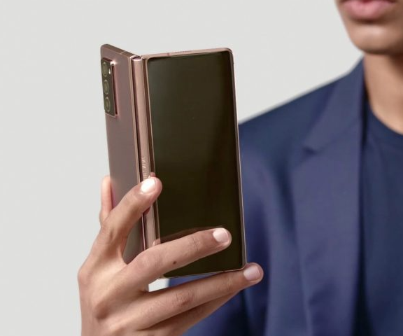 三星正準備在其產(chǎn)品線(xiàn)中增加一款可折疊手機