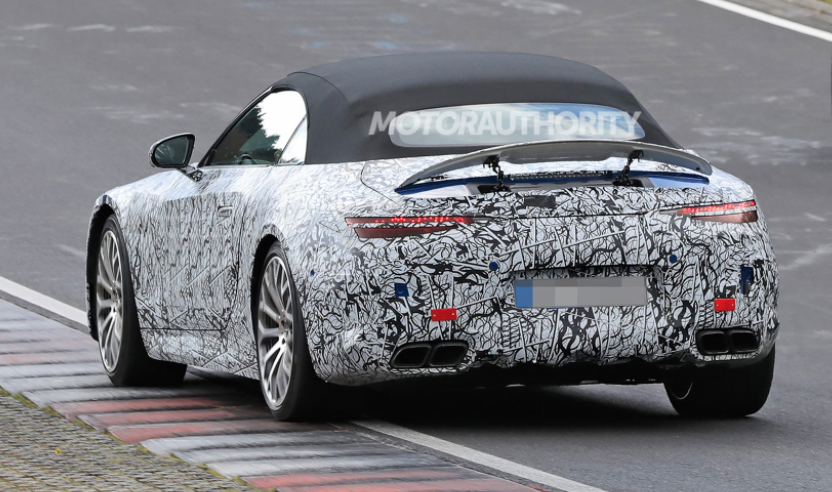 2022年梅賽德斯·奔馳AMG SL跑車(chē)諜照：重新設計圖標