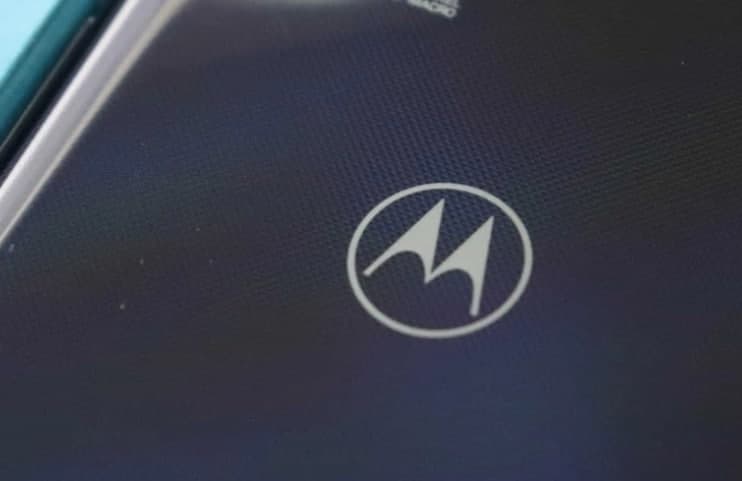 新的“摩托羅拉邊緣”設備即將推出，名稱(chēng)提示