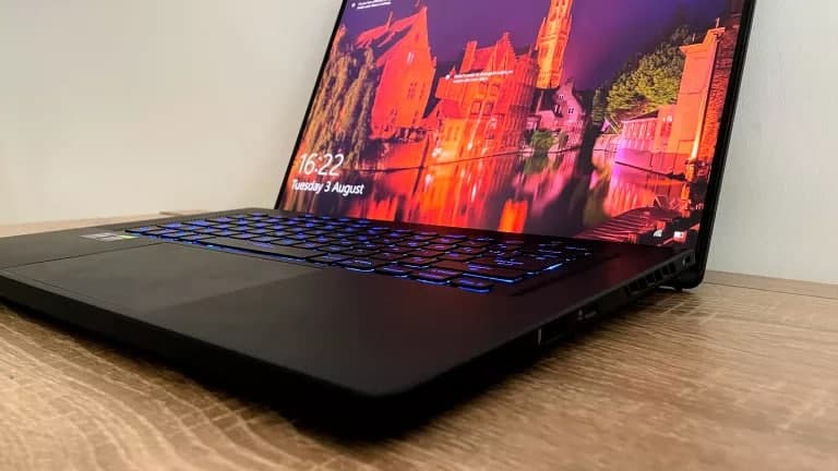 華碩 ROG Zephyrus M16 (GU603) 評測：便攜、強大、優(yōu)質(zhì)