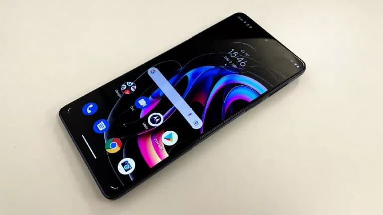 摩托羅拉 Edge 20 Pro 評測：一款處于有趣邊緣的手機