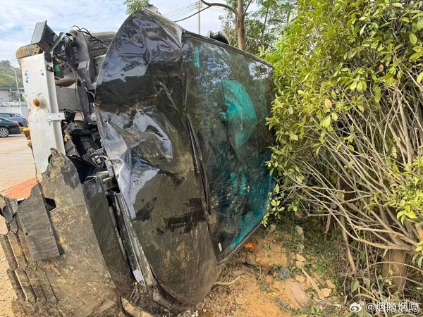 小鵬X9發(fā)生嚴重事故側翻后電池未起火 副總裁回應