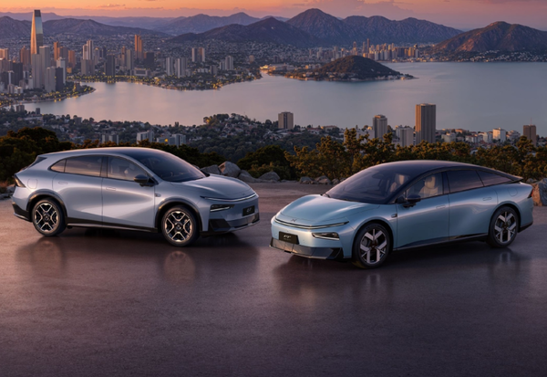 曝小鵬今年將沖擊60萬(wàn)輛銷(xiāo)量 全新SUV對標理想問(wèn)界