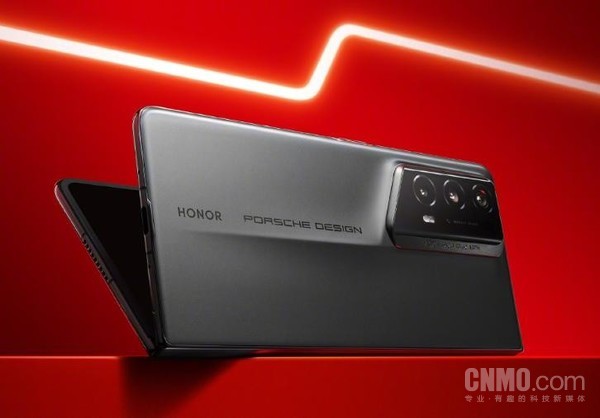榮耀Magic V3“先鋒計劃”海報曝光 或7月發(fā)布 賣(mài)點(diǎn)超多