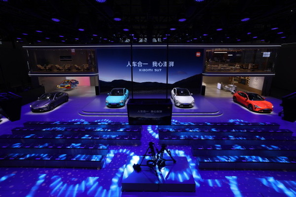 小米北京車(chē)展發(fā)布會(huì )召開(kāi) 小米SU7浙賽圈速超越保時(shí)捷 