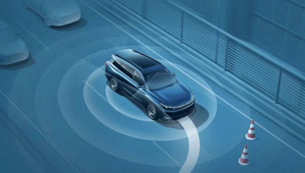 Momenta曹旭東：2030年智能輔助駕駛將超過(guò)人類(lèi)水平 - 手機中國 -