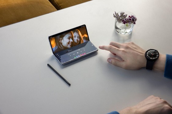 科技新生  折出精彩  三星Galaxy Z Fold5實(shí)力綻放