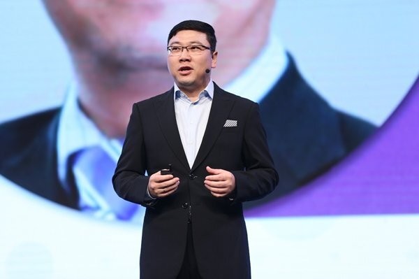 榮耀副董事長(cháng)萬(wàn)飚因個(gè)人原因辭職 曾任華為終端總裁