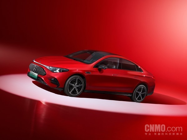 奔馳全新純電CLA