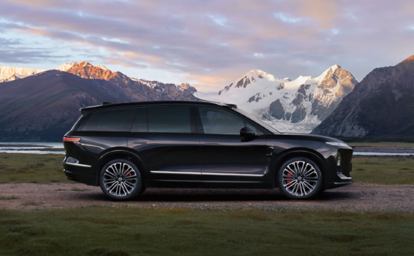 蔚來(lái)全新ES8