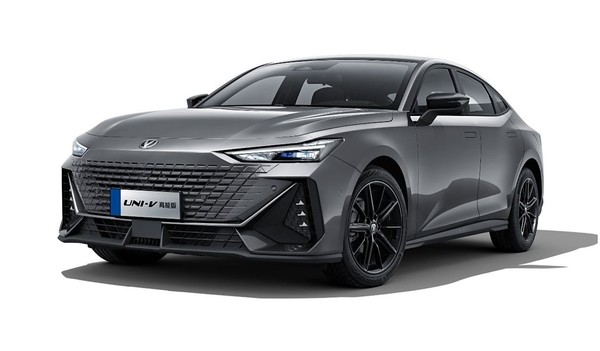長(cháng)安UNI-V 高能版正式上市 售價(jià)11.69萬(wàn)起 