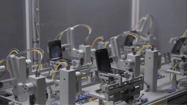 揭開(kāi)耐用性新篇章  三星Galaxy Z Flip5滿(mǎn)足用戶(hù)對于優(yōu)異品質(zhì)的期待