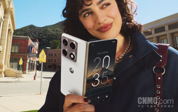 聯(lián)想moto&nbsp;razr Fold