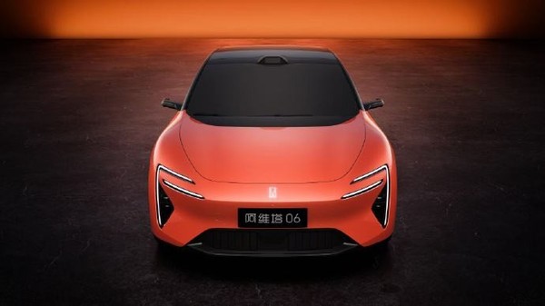 阿維塔06外觀(guān)正式公布 自帶黑色懸浮頂 預計年底亮相